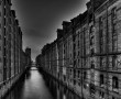 Papel de Parede Edifício – Mal Assombrado
