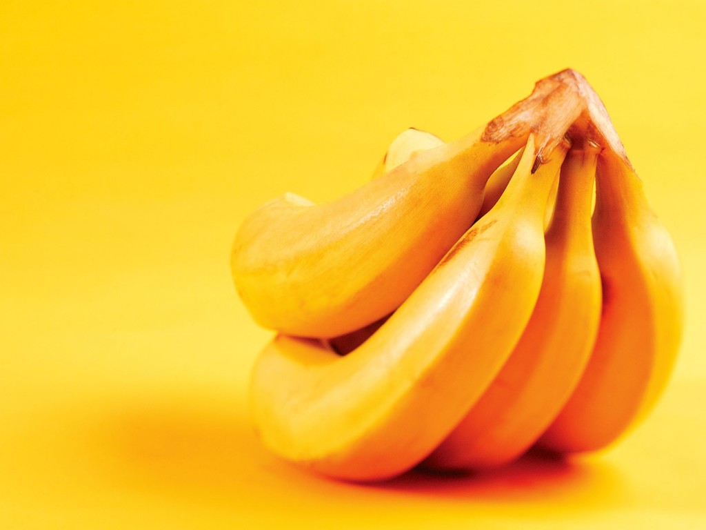 Papel de parede Cacho de Banana para download gratuito. Use no computador pc, mac, macbook, celular, smartphone, iPhone, onde quiser!