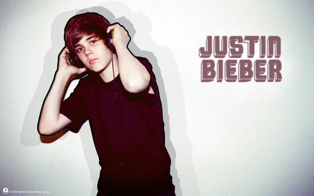 Papel de parede Justin Bieber – Nos Fones para download gratuito. Use no computador pc, mac, macbook, celular, smartphone, iPhone, onde quiser!
