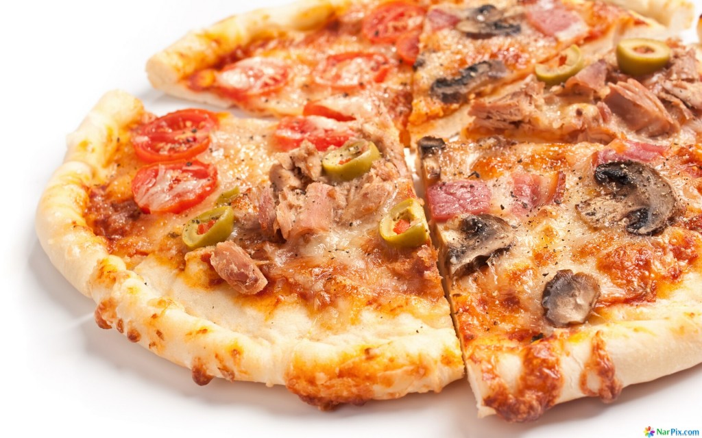 Papel de parede Pizza – Quer um pedaço? para download gratuito. Use no computador pc, mac, macbook, celular, smartphone, iPhone, onde quiser!