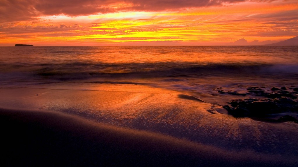 Papel de parede Pôr-do-sol na Praia: Laranja para download gratuito. Use no computador pc, mac, macbook, celular, smartphone, iPhone, onde quiser!