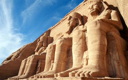 Papel de parede Templo Egípcio de Abu Simbel para download gratuito. Use no computador pc, mac, macbook, celular, smartphone, iPhone, onde quiser!