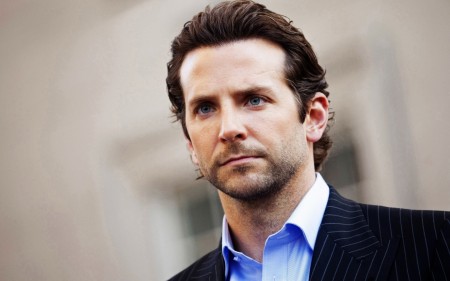 Papel de parede Ator Bradley Cooper para download gratuito. Use no computador pc, mac, macbook, celular, smartphone, iPhone, onde quiser!