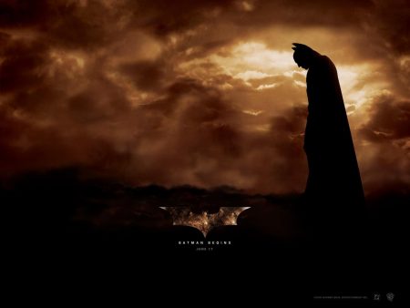 Papel de parede Batman Begins para download gratuito. Use no computador pc, mac, macbook, celular, smartphone, iPhone, onde quiser!