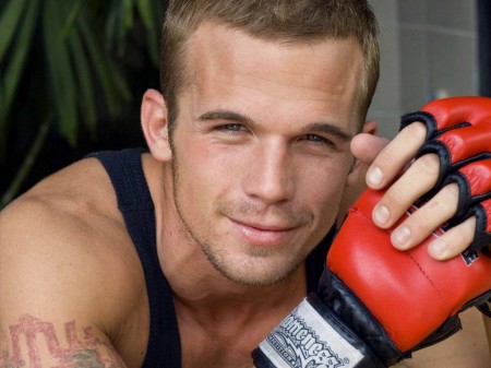 Papel de parede Cam Gigandet para download gratuito. Use no computador pc, mac, macbook, celular, smartphone, iPhone, onde quiser!