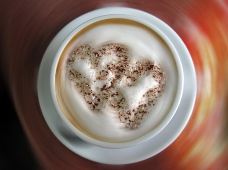 Papel de parede Cappuccino do Amor para download gratuito. Use no computador pc, mac, macbook, celular, smartphone, iPhone, onde quiser!