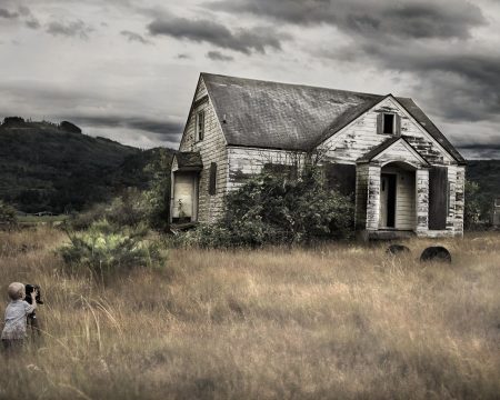 Papel de parede Casa Abandonada para download gratuito. Use no computador pc, mac, macbook, celular, smartphone, iPhone, onde quiser!