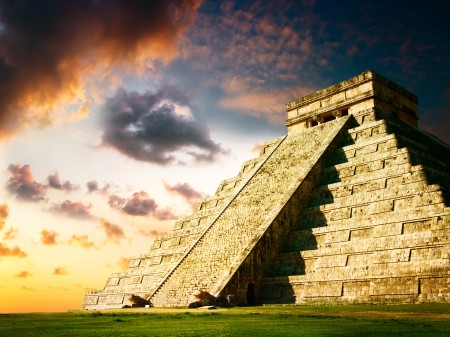 Papel de parede Chichen Itza – México para download gratuito. Use no computador pc, mac, macbook, celular, smartphone, iPhone, onde quiser!