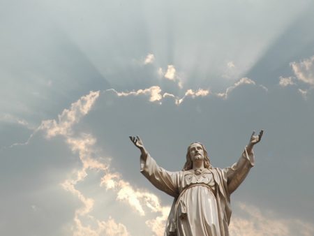 Papel de parede Cristo Estátua para download gratuito. Use no computador pc, mac, macbook, celular, smartphone, iPhone, onde quiser!