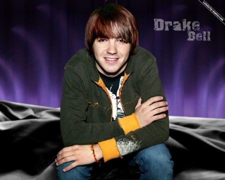 Papel de parede Drake e Josh – Drake Bell para download gratuito. Use no computador pc, mac, macbook, celular, smartphone, iPhone, onde quiser!