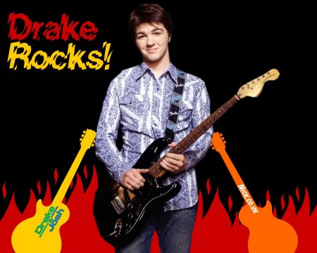 Papel de parede Drake e Josh – Drake Rocks para download gratuito. Use no computador pc, mac, macbook, celular, smartphone, iPhone, onde quiser!