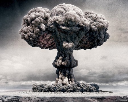Papel de parede Explosão Nuclear para download gratuito. Use no computador pc, mac, macbook, celular, smartphone, iPhone, onde quiser!