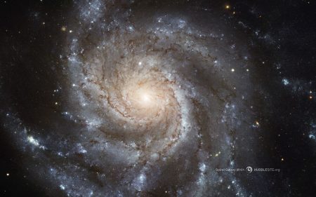 Papel de parede Galáxia Espiral M101 para download gratuito. Use no computador pc, mac, macbook, celular, smartphone, iPhone, onde quiser!
