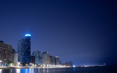 Papel de parede Vista Noturna de Chicago para download gratuito. Use no computador pc, mac, macbook, celular, smartphone, iPhone, onde quiser!