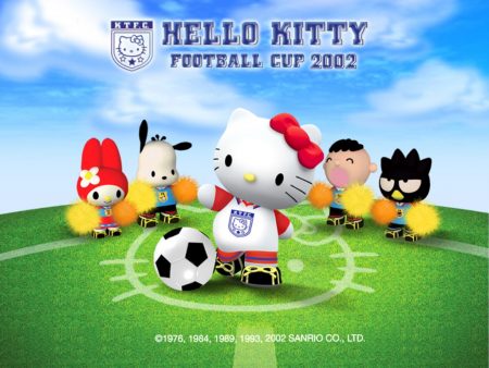 Papel de parede Hello Kitty Jogando Futebol #2 para download gratuito. Use no computador pc, mac, macbook, celular, smartphone, iPhone, onde quiser!