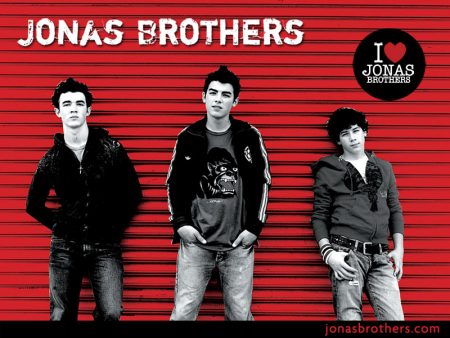 Papel de parede I Love Jonas Brothers para download gratuito. Use no computador pc, mac, macbook, celular, smartphone, iPhone, onde quiser!