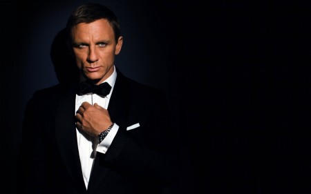 Papel de parede James Bond para download gratuito. Use no computador pc, mac, macbook, celular, smartphone, iPhone, onde quiser!
