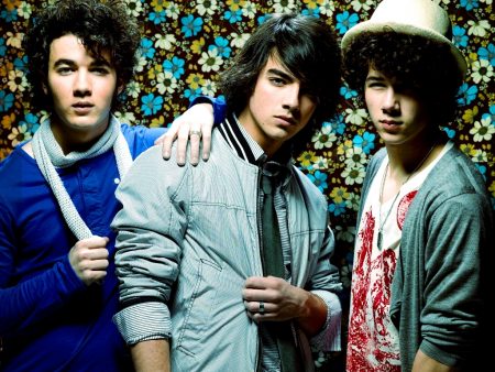 Papel de parede Jonas Brothers – Bonitos para download gratuito. Use no computador pc, mac, macbook, celular, smartphone, iPhone, onde quiser!