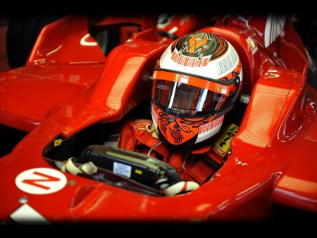 Papel de parede Kimi – Ferrari para download gratuito. Use no computador pc, mac, macbook, celular, smartphone, iPhone, onde quiser!