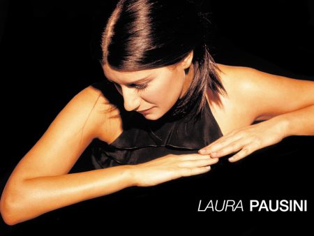 Papel de parede Laura Pausini para download gratuito. Use no computador pc, mac, macbook, celular, smartphone, iPhone, onde quiser!