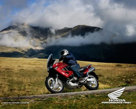 Papel de parede Moto Argentina para download gratuito. Use no computador pc, mac, macbook, celular, smartphone, iPhone, onde quiser!