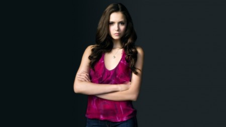 Papel de parede Nina Dobrev para download gratuito. Use no computador pc, mac, macbook, celular, smartphone, iPhone, onde quiser!