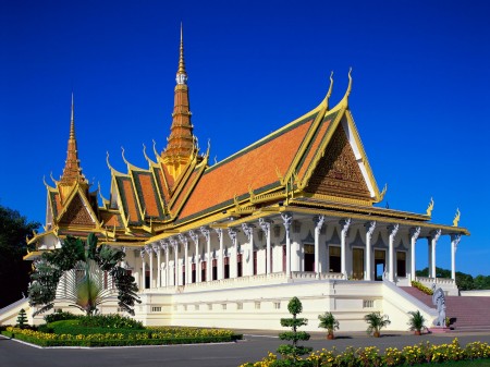Papel de parede Palácio Real, Camboja para download gratuito. Use no computador pc, mac, macbook, celular, smartphone, iPhone, onde quiser!