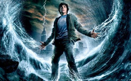 Papel de parede Percy Jackson e o Ladrão de Raios [2] para download gratuito. Use no computador pc, mac, macbook, celular, smartphone, iPhone, onde quiser!