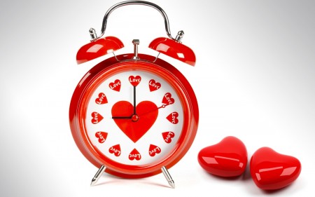 Papel de parede Relógio do Amor para download gratuito. Use no computador pc, mac, macbook, celular, smartphone, iPhone, onde quiser!