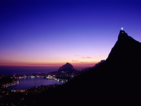 Papel de parede Rio de Janeiro – Noite para download gratuito. Use no computador pc, mac, macbook, celular, smartphone, iPhone, onde quiser!