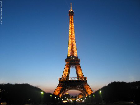 Papel de parede Torre Eiffel – Anoitecer para download gratuito. Use no computador pc, mac, macbook, celular, smartphone, iPhone, onde quiser!