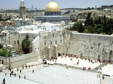 Papel de parede Vista de Jerusalém para download gratuito. Use no computador pc, mac, macbook, celular, smartphone, iPhone, onde quiser!